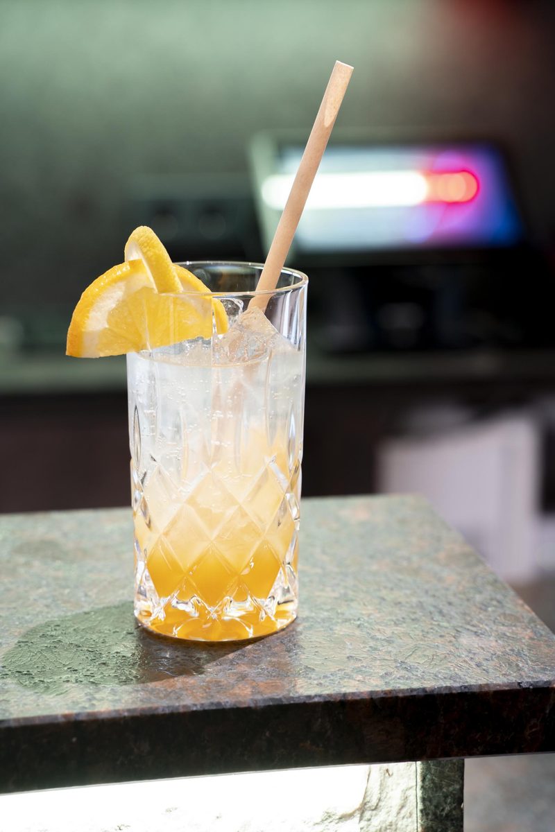 Aperitif an der Bar
